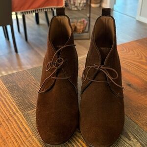 Elegant Brown Suede Ankle Boots